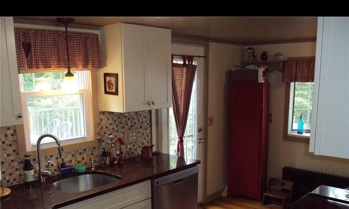 Colchester Casa | Lake House