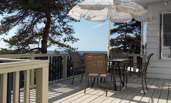 Pentwater Casa | Lake Michigan Beach House, Sunset Beach