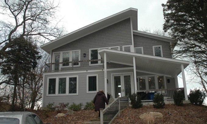 Grand Haven Casa | Casa de nueva construcción frente a la playa del lago Michigan