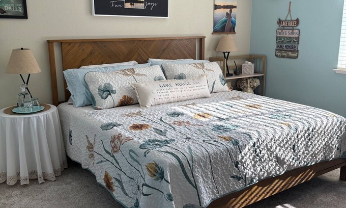 Valley Springs Cama Y Desayuno | Lake Room at Bed & Breakfast