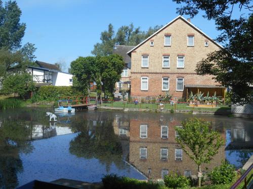 Kalkhorst Apartamento | Lake-View Apartment in Klein Pravtshagen with Garden