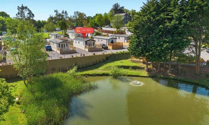 Cheriton Bishop Chalet De Esquí | Lake View-Fishing+Heated Pool 500yrds away