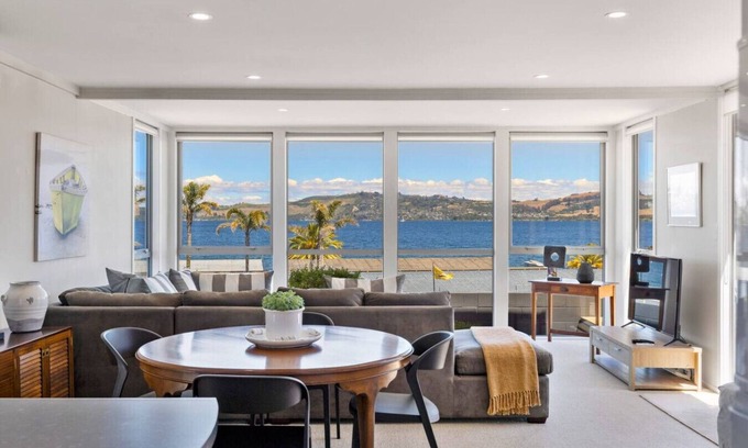 Waipahihi Casa | Lake View Magic | 2BR Gem w/ Thermal Pool & Deck Overlooking the Lake