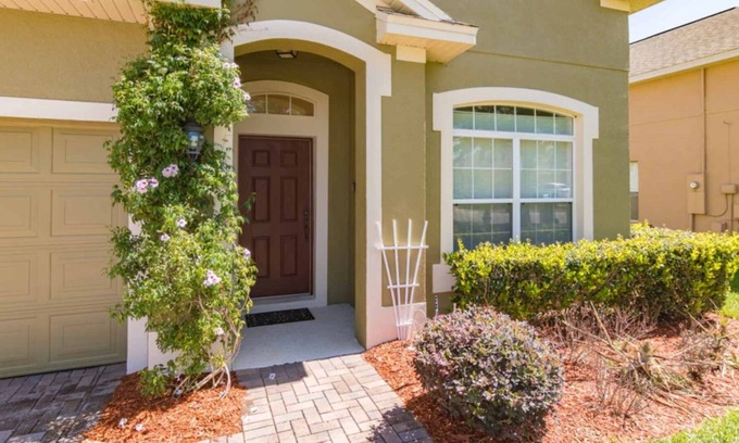 Marbella Casa | Lake View - No Rear Neighbors - Pool and Spa - Marbella North