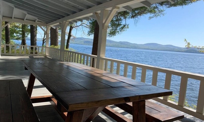 Wolfeboro Casa | Lake Winnipesaukee Vintage Vacation Home – Your Ideal Lakefront Retreat