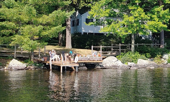 Belgrade Cabaña | Lakefront clásico de Maine Cottage, privada, familiar de 5 Br, Tranquila Lago