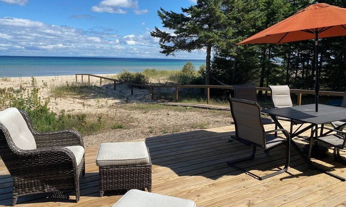 Beaver Island Cabaña | Lakefront Cottage on Soft Sand
