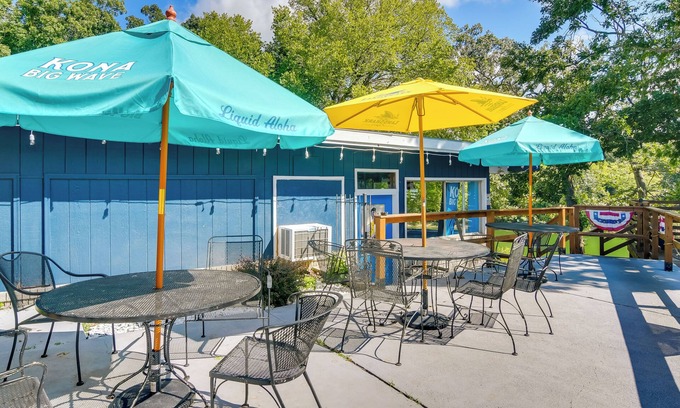 Kimberling City Cabaña | Lakefront Haven: Boat Slip, Deck & Community Pool!