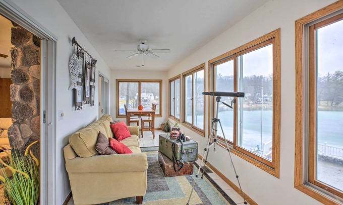 Newaygo Casa | Lakefront Newaygo Home - Private Dock, Kayaks