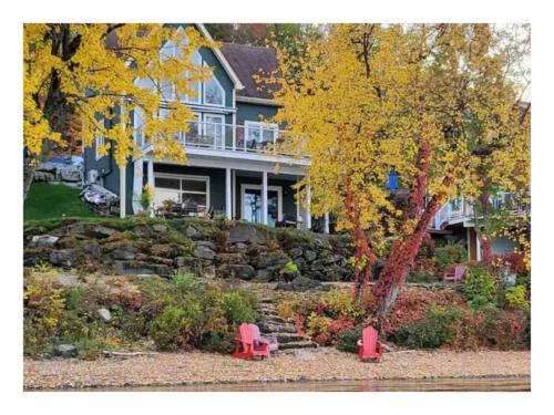 St-Ferdinand Chalet De Esquí | Lakefront Spa - Chez Bernard L'Hermite