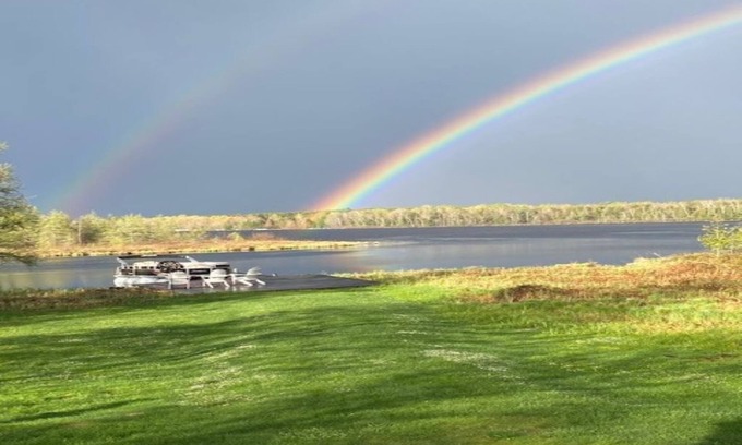 Three Lakes Cabaña | Lakefront, Up North Charm, Quiet - close to amenities (Three Lakes/Eagle River)