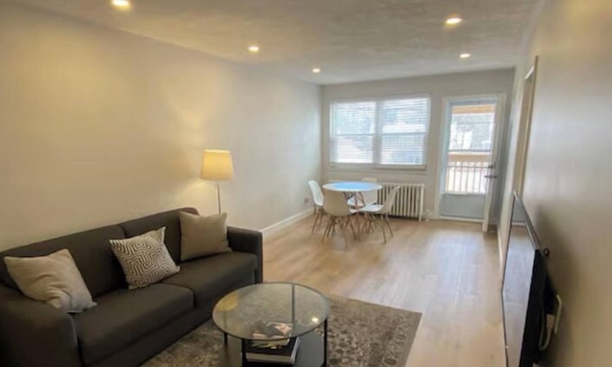 Port Credit Apartamento | Lakeshore 2 Bedroom Apartment in Port Credit, Mississauga.