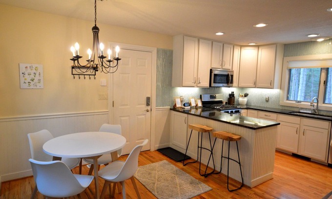 West Olive Casa | Lakeshore Hideaway: Spacious 4-Bedroom Retreat