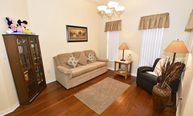 Buena Ventura Lakes Casa | Lakeside 4-Bed Pool Home at Villa Sol