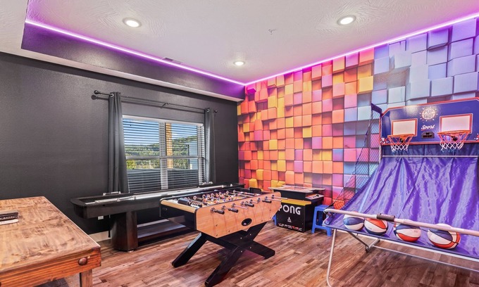 Hollister Cabina | Lakeside Escape w/ Hot Tub + NEW Private Fire Pit