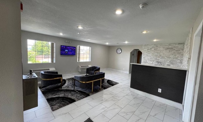 Guntersville Hotel | Lakeside Inn