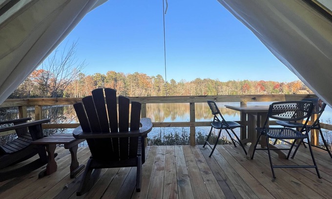 Long Creek Alquiler De RV | Lakeside Tent