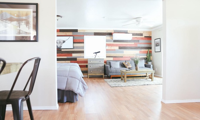 Wofford Heights Apartamento | Lakeview Terrace Double Queen Studio!