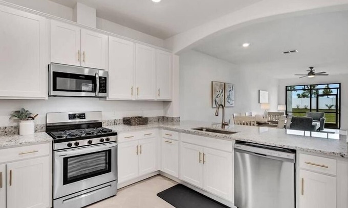 Lakewood Ranch Villa | Lakewood Ranch 3 bedroom Villa furnished by interior designer!