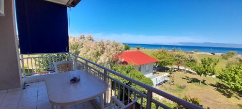 Larissos Apartamento | Lakkopetra Beach Apartments