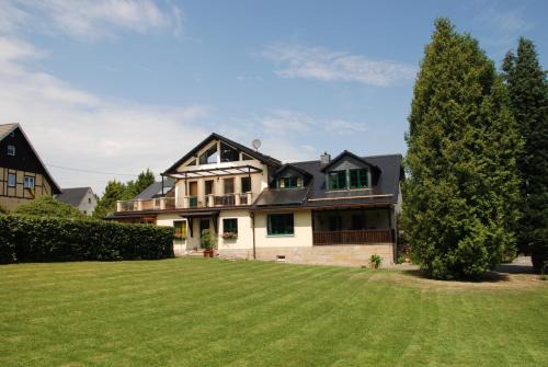 Kurort Gohrisch Apartamento | Landhaus Gohrisch