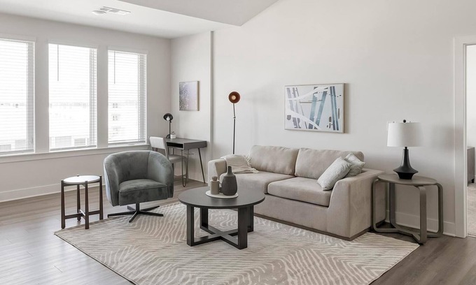 Belle Mina Apartamento | Landing | Amazing 2BD, Pool, Courtyard