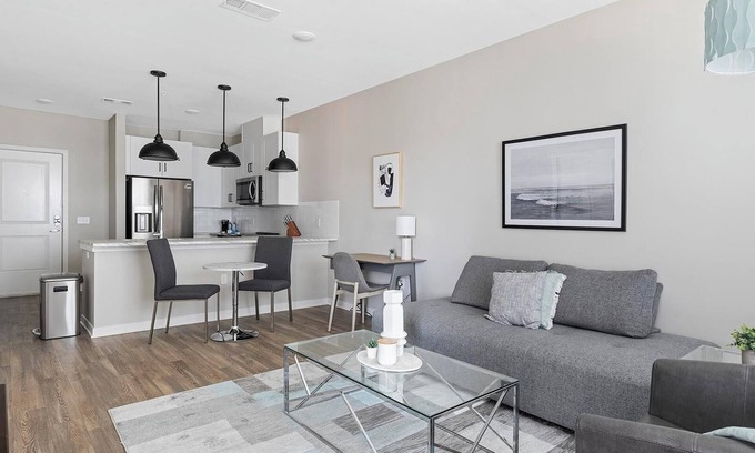 Huntsville Apartamento | Landing at Laurel at Dry Creek - 1 Bedroom in E...