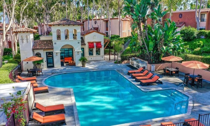 Country Club Apartamento | Landing at Madera Ridge - 2 Bedrooms in Country Club