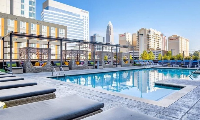 Second Ward Apartamento | Landing at Savoy Apartments - Studio in Downtown Charlotte