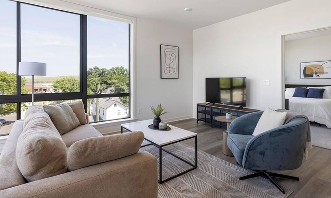 Carteret Apartamento | Landing | Stunning 2BD, Courtyard, Gym