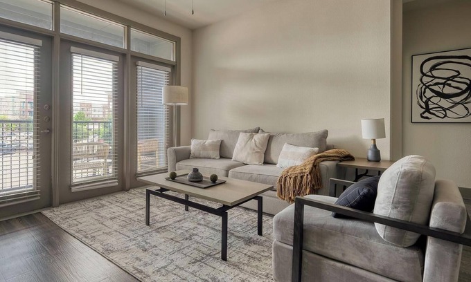 Conroe Apartamento | Landing at Enclave at Woodland Lakes - 2 Bedroo...