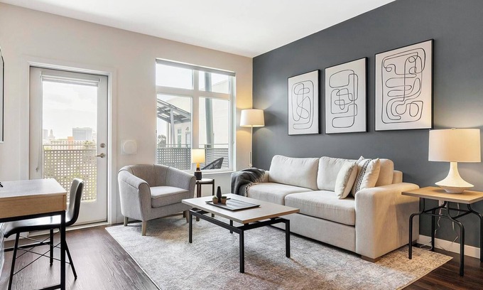 Molalla Apartamento | Landing | Incredible 1BD, Clubhouse, Pool