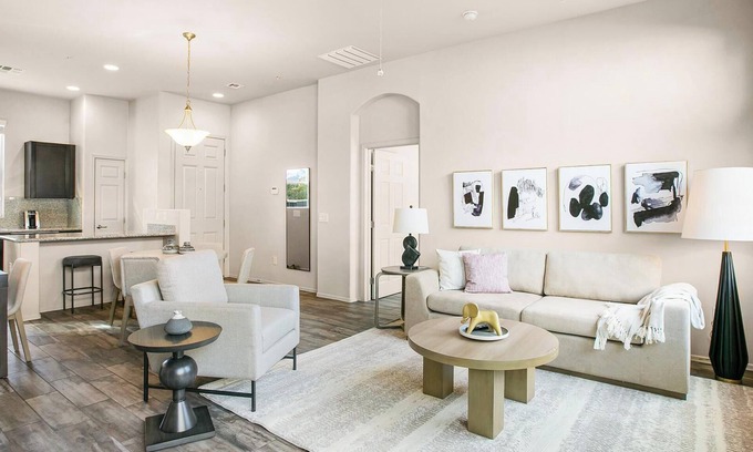 Carolina Forest Apartamento | Landing | Spectacular 2BD, Clubhouse, Gym