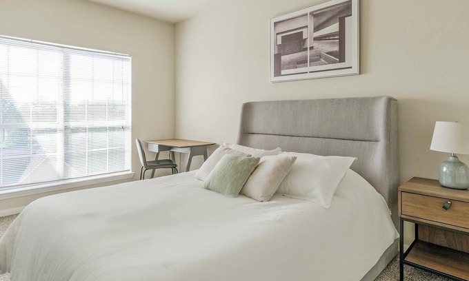 Southbelt/Ellington Apartamento | Landing | Stunning 1BD, Gym, Clubhouse