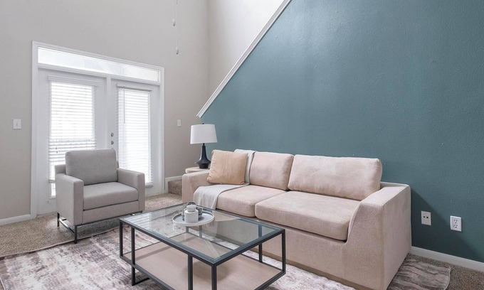 Briarforest Apartamento | Landing | Stunning 2BD, Pool, Gym