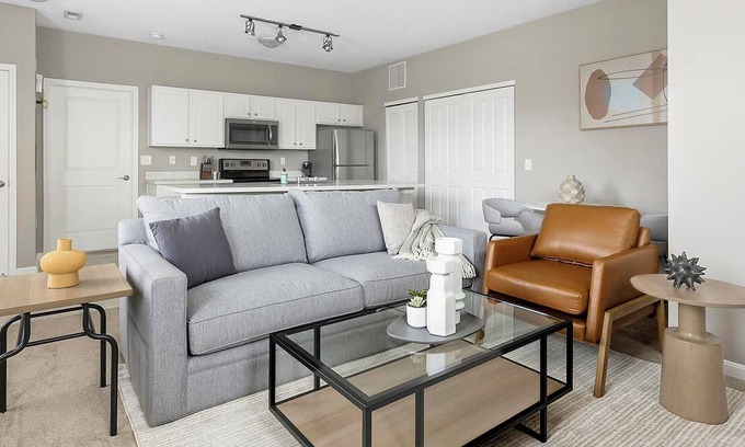 Canal Winchester Apartamento | Landing | Incredible 1BD, Clubhouse, Gym