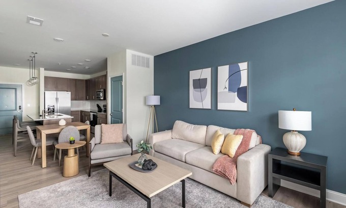 Wilmington Apartamento | Landing | Stylish 1BD, Pool, Gym