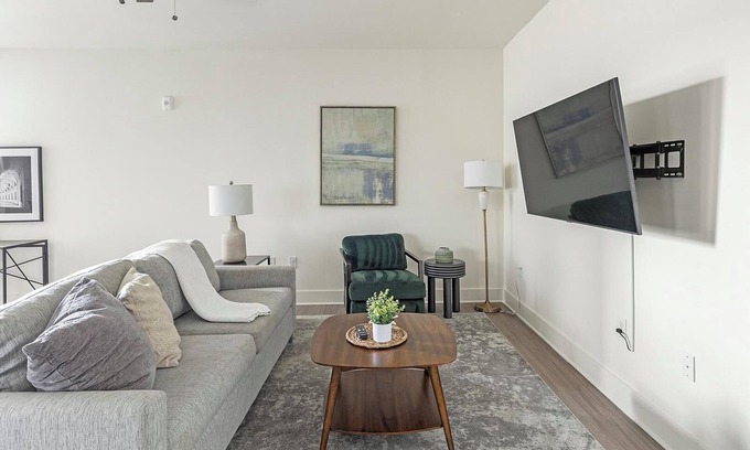 Fort Worth Apartamento | Landing | Stylish 1BD, Clubhouse, Pool