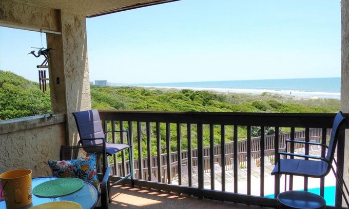 Arcadian Shores Apartamento | Lands End 214