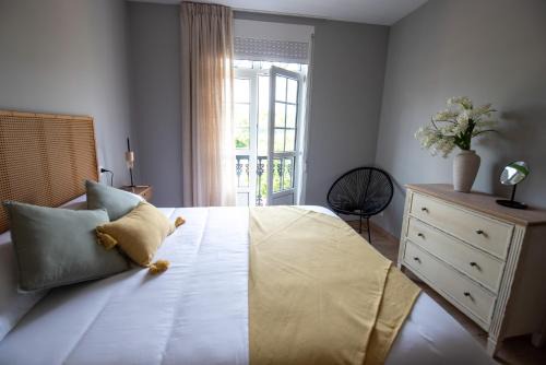 Cerdeira Apartamento | LAR DA REVOLTA