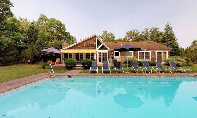Remsenburg Casa | Large 3 bedroom with a gorgeous pool