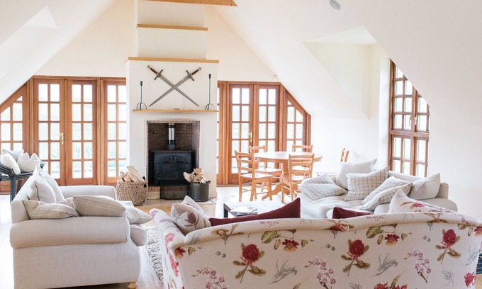 Taynuilt Casa | Finca con 6 habitaciones, 7 baños y gran piscina interior.