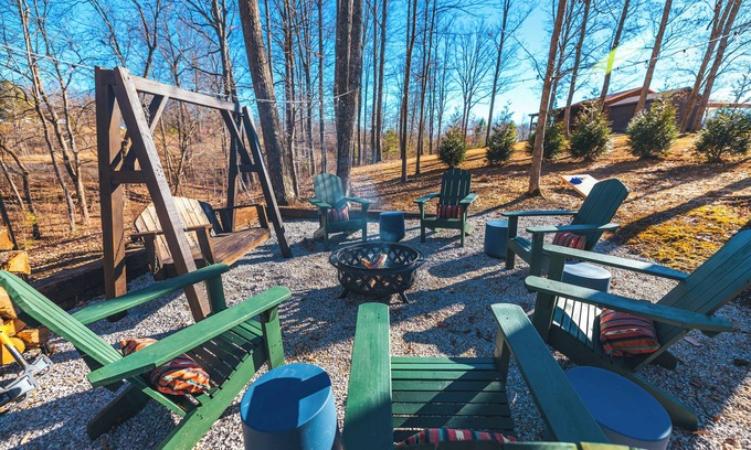 Monteagle Cabina | Large cabin-Game Room,Hot tub,Kid Friendly