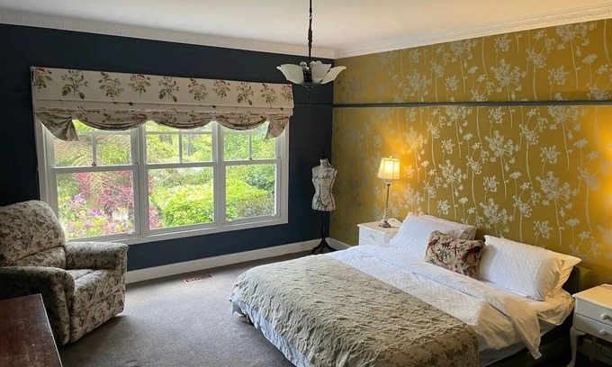 Olinda Casa | Large Cottage - Heart of Olinda - Old Police station