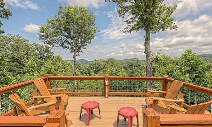 My Mountain Cabina | Large Deck, Screened Porch, Hot Tub, Fire Pit