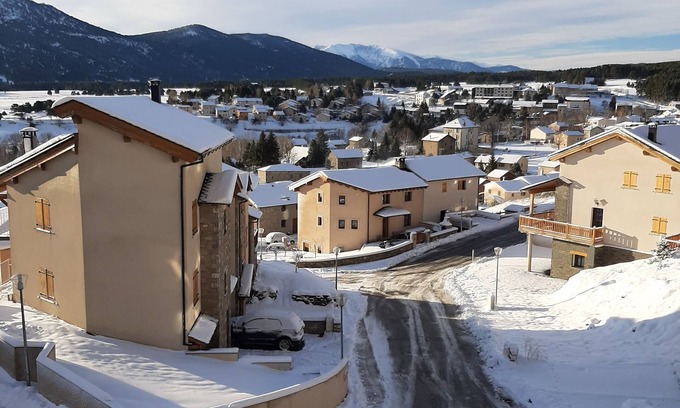 Formigueres Apartamento | Large duplex 10 pers. - Capcir view, terrace, garage - 5 min slopes & village