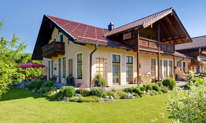 Stanggaß Apartamento | amplio apartamento para no fumadores para 2-4 personas, vistas despejadas a la montaña