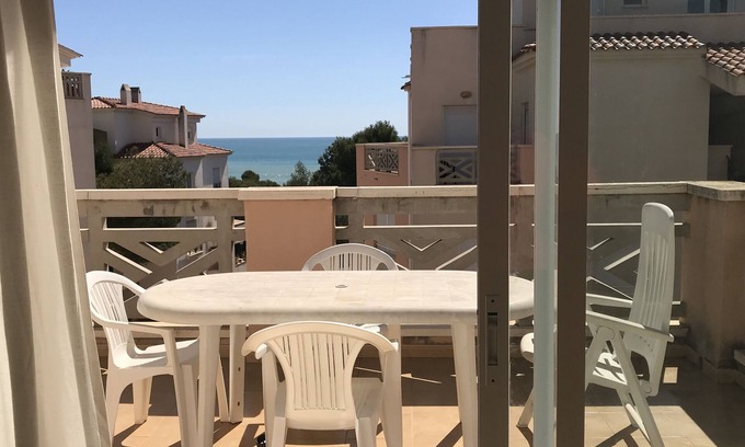 Peñíscola Casa | Large penthouse on 2 floors, 3 bedrooms, Parking, Wifi. 60m from communal swimming pool and beach
