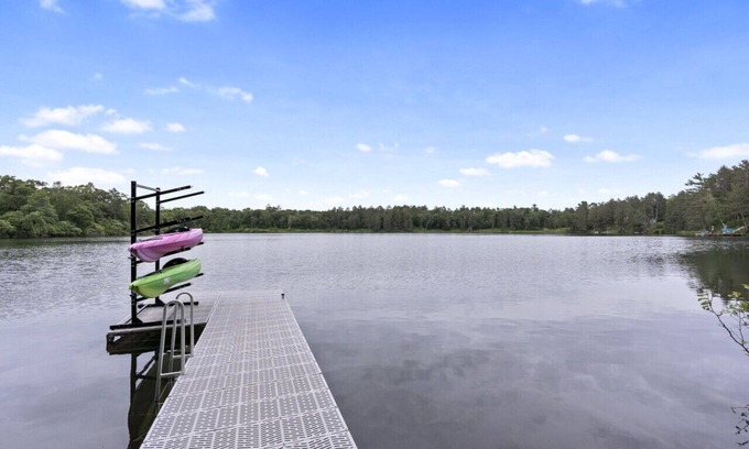 Crosslake Cabina | Large Private Lake Front Home w/space to entertain