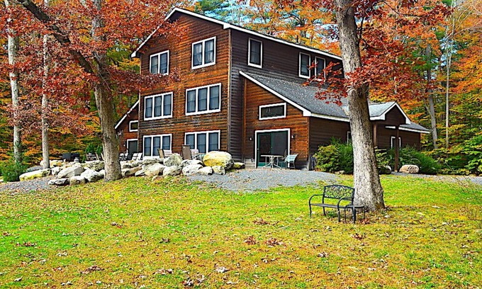 Pine Bush Casa | Gran finca aislada tiene capacidad para más de 18 huéspedes. 12 minutos de la ciudad de New Paltz